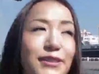 横浜に住んでる結婚して4年目の32歳の主婦