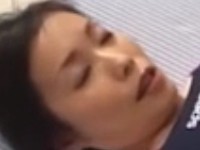 しわくしゃボディでも競泳水着を来た熟女たち