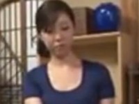 娘婿とエッチする四十代熟女のお義母さん