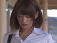 スレンダーな若奥様が１人暮らしの男のアパートで浮気